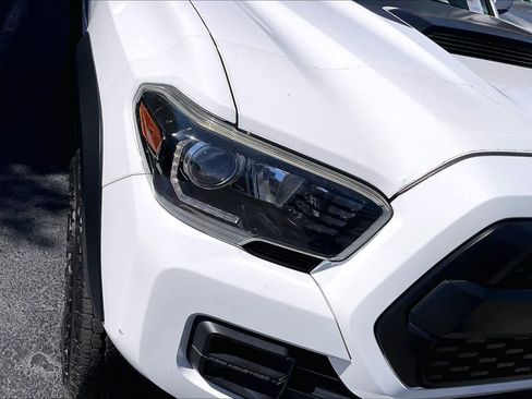 Used 2017 Toyota Tacoma TRD Pro image 27