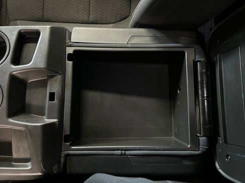 Certified 2022 Chevrolet Silverado 1500 LT AWD/4WD image 18