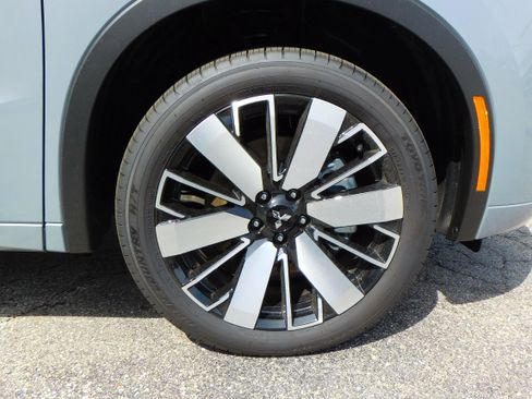 New 2025 Mitsubishi Outlander SEL image 9