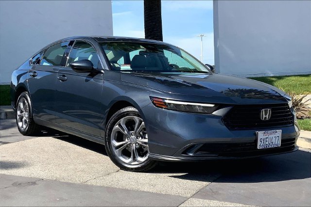 Used 2024 Honda Accord EX image 2