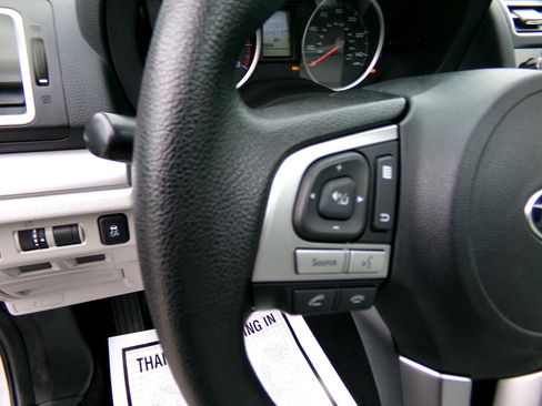 Used 2018 Subaru Forester 2.5i Premium w/ All-Weather Package image 14