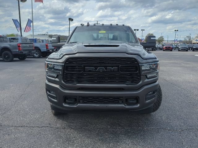 Used 2023 RAM 2500 Limited AWD/4WD image 3