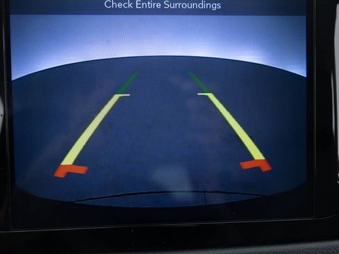 Used 2018 Chrysler Pacifica Touring-L w/ Tire & Wheel Group image 35