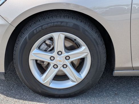 Used 2024 Chevrolet Malibu LT image 10