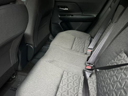 Certified 2025 Nissan Kicks SV image 5