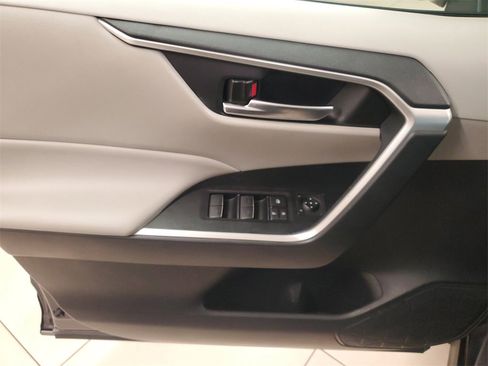 Used 2023 Toyota RAV4 XLE image 17