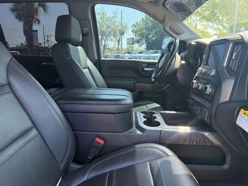 Used 2023 GMC Sierra 2500 Denali w/ Denali Ultimate Package AWD/4WD image 10