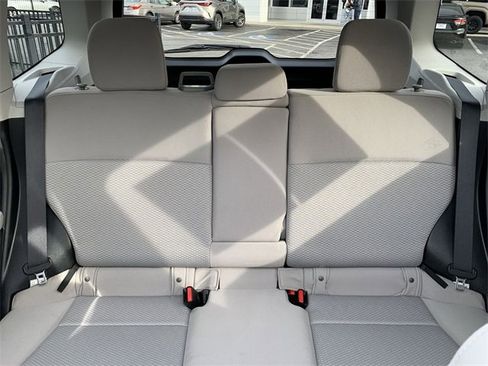 Used 2015 Subaru Forester 2.5i Premium w/ All-Weather Package image 30