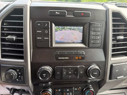 Used 2018 Ford F250 XL w/ Power Equipment Group AWD/4WD image 20