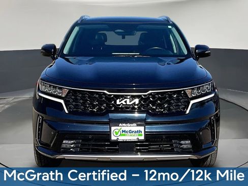 Used 2023 Kia Sorento EX w/ Panoramic Sunroof Package AWD/4WD image 2