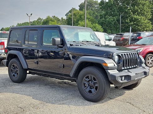 Used 2023 Jeep Wrangler Unlimited Sport AWD/4WD image 2
