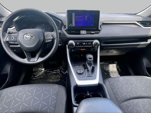 Used 2024 Toyota RAV4 XLE AWD/4WD image 15
