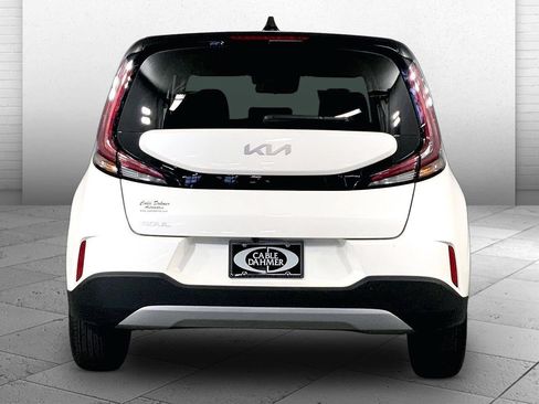 Certified 2025 Kia Soul LX w/ LX Technology Package FWD image 3