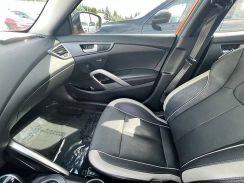 Used 2015 Hyundai Veloster Turbo FWD image 15