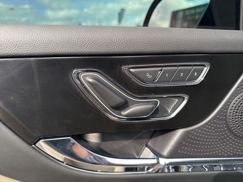 Used 2025 Lincoln Corsair Grand Touring w/ Jet Appearance Package image 14