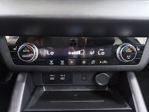 Used 2025 Mitsubishi Outlander SE FWD image 27