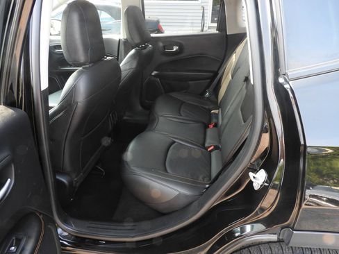 Used 2021 Jeep Compass Limited AWD/4WD image 11