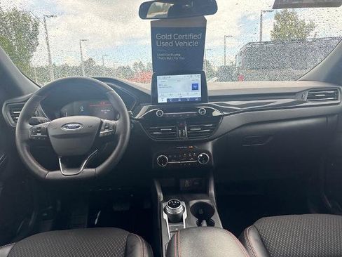 Certified 2025 Ford Escape ST-Line Select AWD/4WD image 21