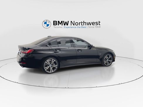 Used 2023 BMW 330e w/ Premium Package RWD image 4