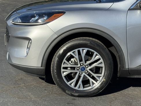 Used 2022 Ford Escape SEL image 35