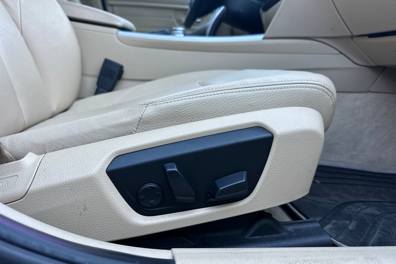 Used 2013 BMW 328i Sedan RWD image 22