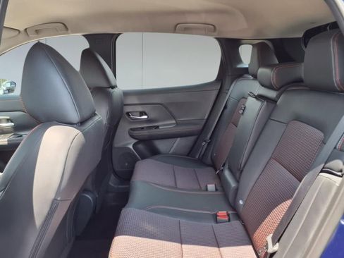 New 2025 Nissan Kicks SR w/ Illumination Package image 10