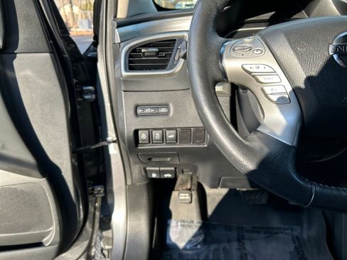 Used 2018 Nissan Murano SL image 21