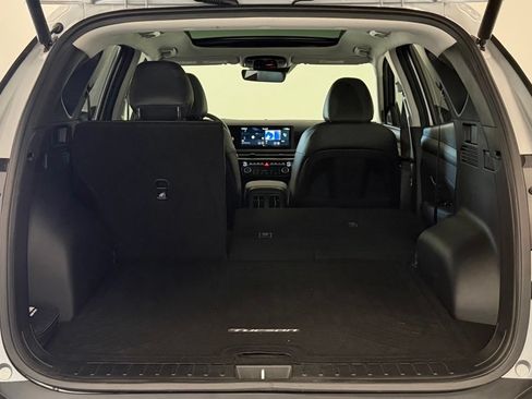 Certified 2025 Hyundai Tucson Limited AWD/4WD image 28