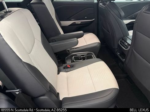 Certified 2025 Lexus TX 500h AWD image 13