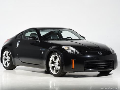 Used 2006 Nissan 350Z Touring w/ (N93) Cargo Convenience Pkg RWD image 1
