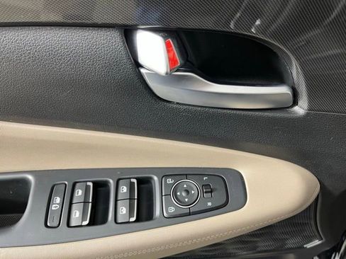 Used 2022 Hyundai Santa Fe SEL w/ Convenience Package FWD image 15