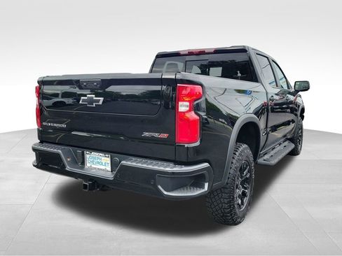Used 2026 Chevrolet Silverado 1500 ZR2 AWD/4WD image 4