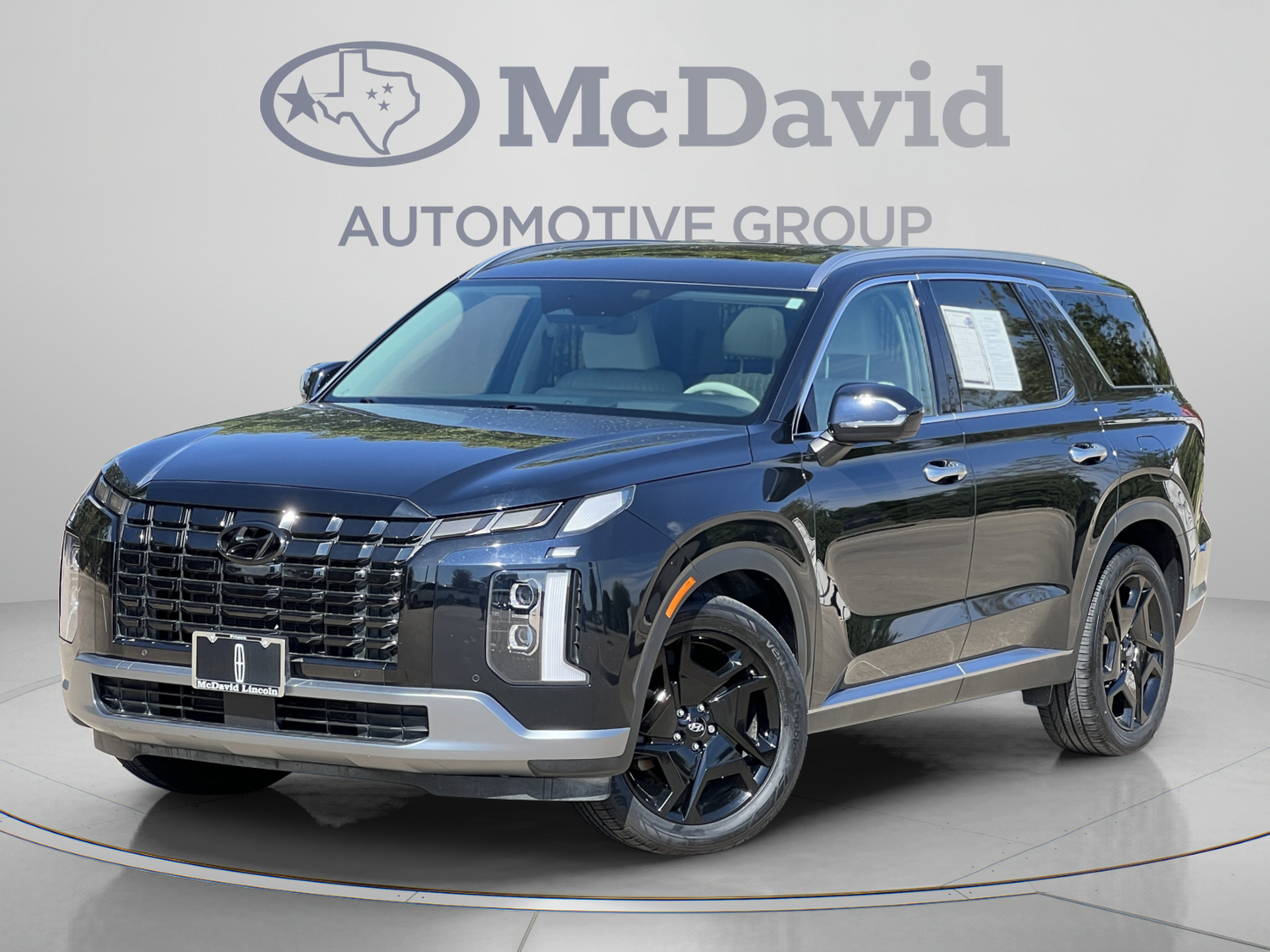 Used 2023 Hyundai Palisade Limited FWD image 1