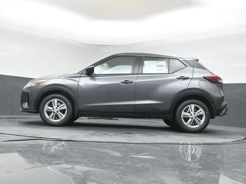 Used 2024 Nissan Kicks S image 22