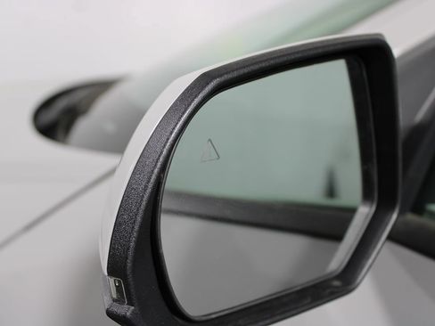 Used 2024 Hyundai Ioniq 5 SEL RWD image 28
