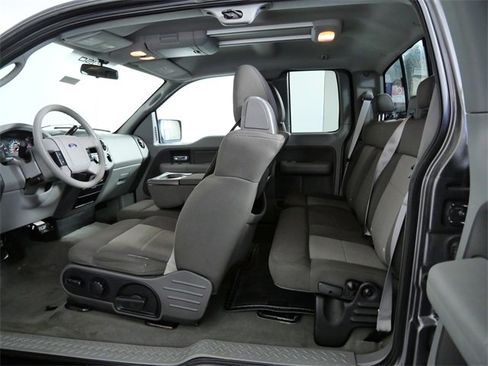 Used 2006 Ford F150 XLT image 16