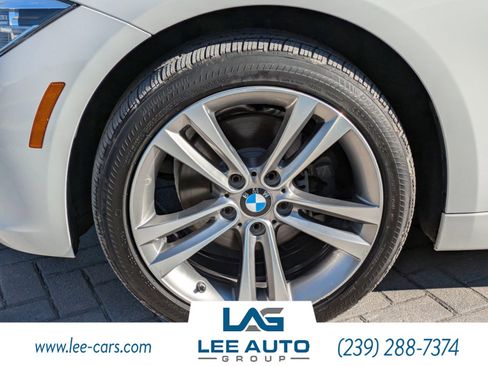 Used 2018 BMW 330i Sedan w/ Convenience Package image 9