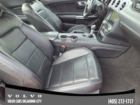 Used 2022 Ford Mustang Premium image 12