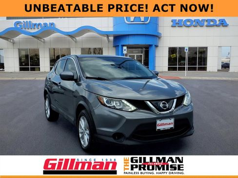 Used 2019 Nissan Rogue Sport S w/ Appearance Package FWD image 1