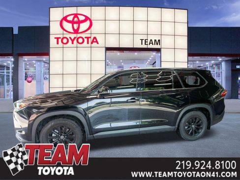 Used 2024 Toyota Grand Highlander FWD image 1