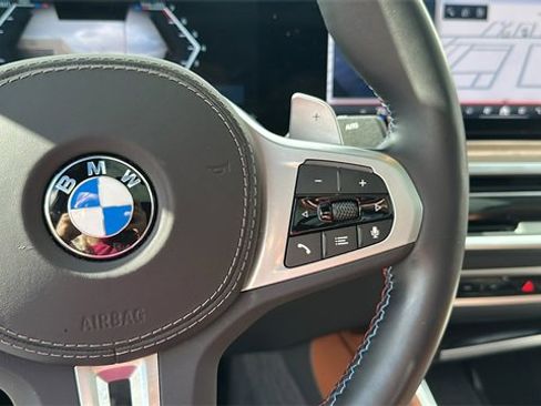 Used 2024 BMW X6 M60i w/ Dynamic Handling Package image 18