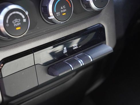 Used 2020 RAM 1500 Big Horn image 16