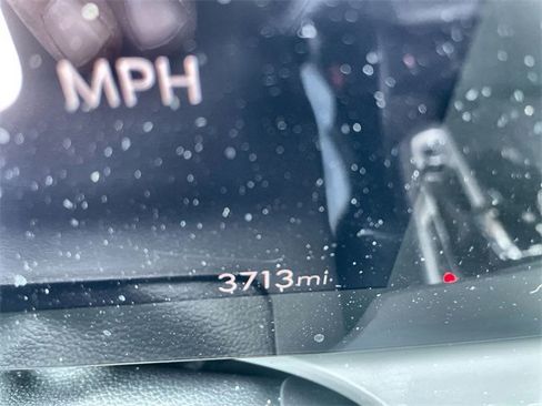 Used 2025 Buick Envista Preferred w/ Advanced Safety Package image 22