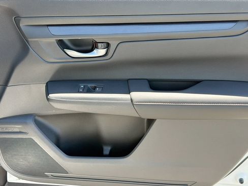 Used 2025 Honda CR-V Sport image 31