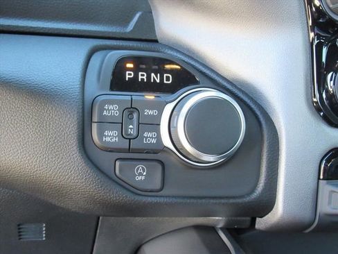 Used 2025 RAM 1500 Big Horn image 25