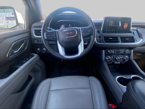 Used 2024 GMC Yukon XL SLT w/ SLT Luxury Package RWD image 6