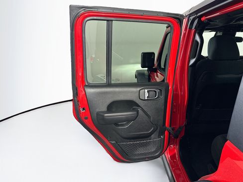 Used 2024 Jeep Wrangler Unlimited Rubicon 4xe AWD/4WD image 26