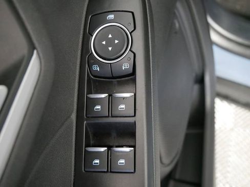 Certified 2025 Ford Escape Platinum image 16