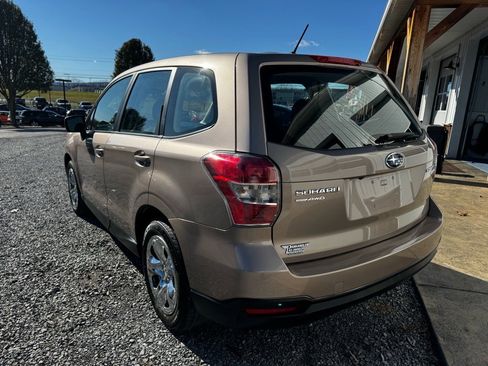 Used 2015 Subaru Forester 2.5i image 7