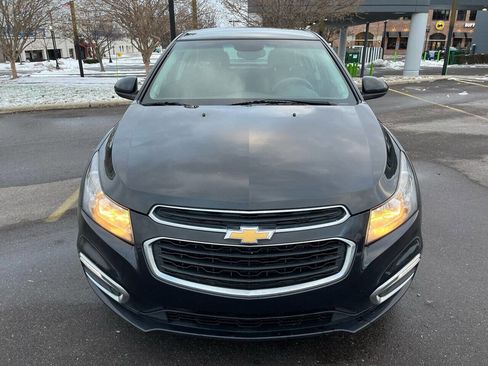 Used 2015 Chevrolet Cruze LT image 4